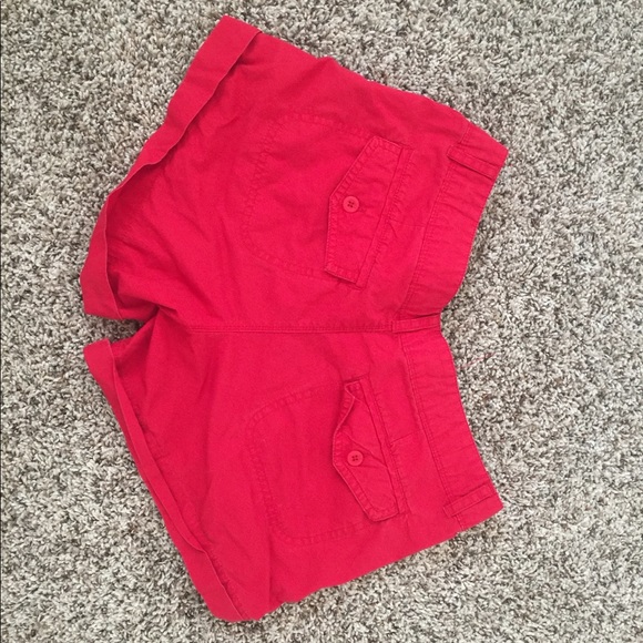 Red nike shorts - Picture 2 of 3